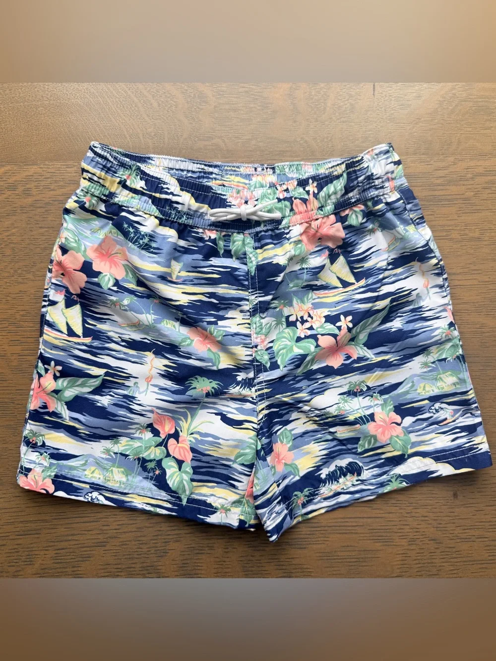 Janie and Jack Boys Tropical print  Swim Trunks. - Size 6